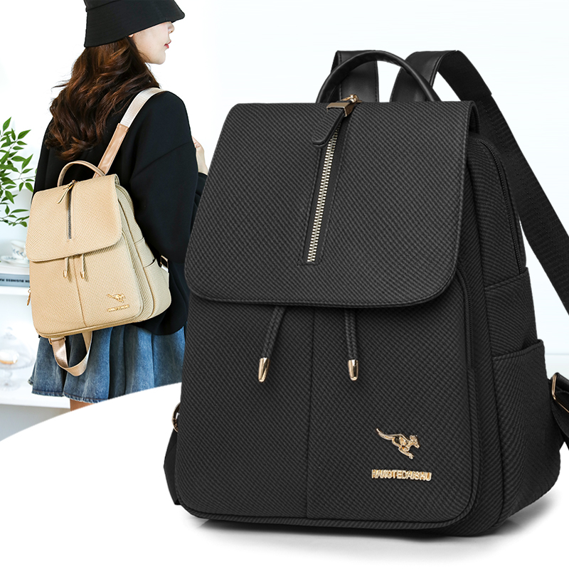 Leather Work Womens Backpack - 耐久性のあるレディーストラベルバックパック、PUレザーカジュアルフラップリュックサック、仕事、週末旅行、アウトドア用の大容量デイパック