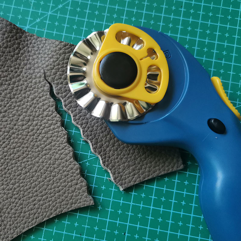 ロータリーカッターパッチワークレザークラフトローラーツール  - Leatherwork Accessories のレビューと価格