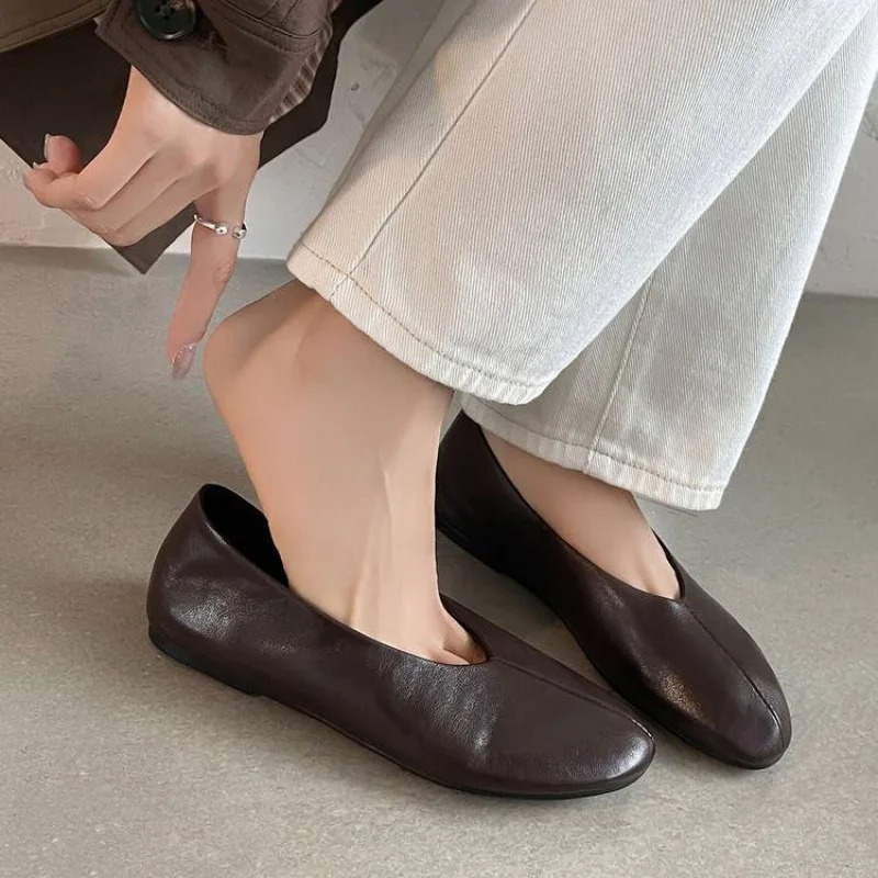 2026年春新作 レディース バーガンディ スリッポン フラ - Leather Work Flats Women のレビューと価格