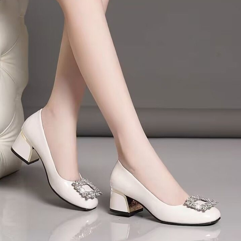 2026年春夏新作 レディース 本革ローファー ソフトソール - Leather Work Flats Women のレビューと価格